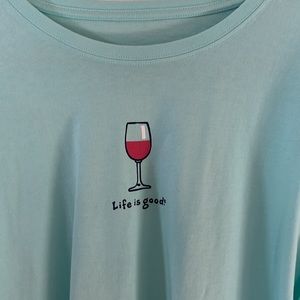 NWT Women’s Life Is Good T-shirt